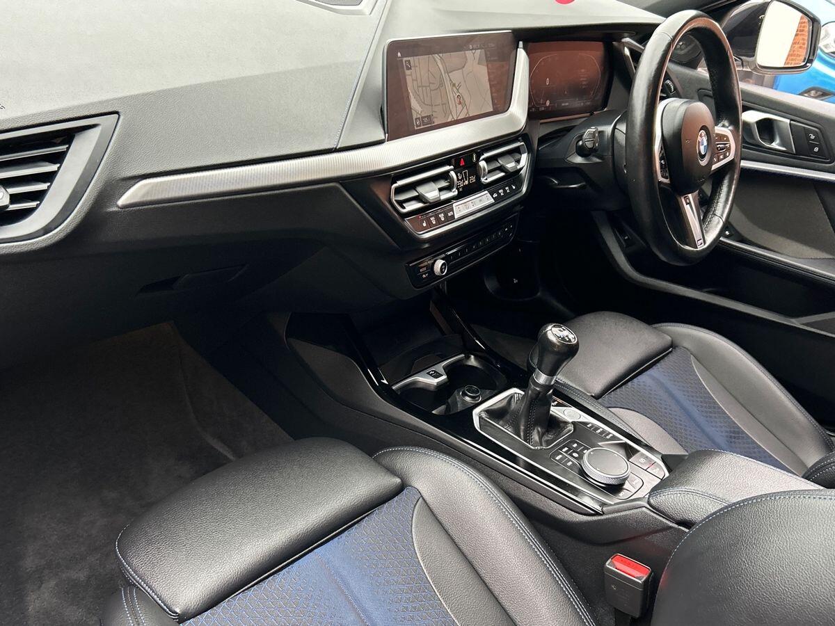 Used BMW 1 Series 2024 for sale - 76300494: Photo 2