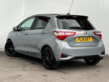 Used Toyota Yaris 2019 for sale - 75667320: Photo