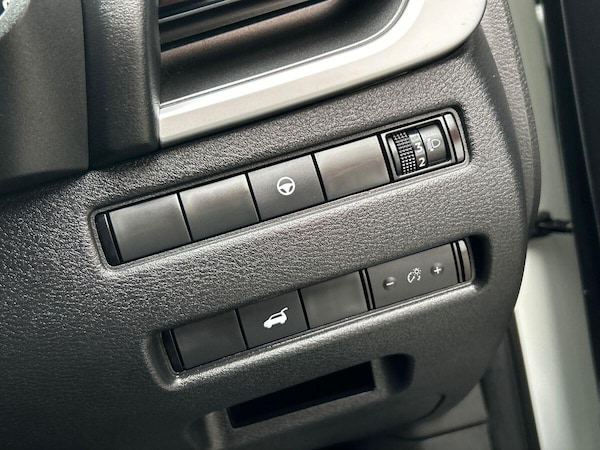 Used Nissan X-Trail 2024 for sale - 76249603: Photo 24