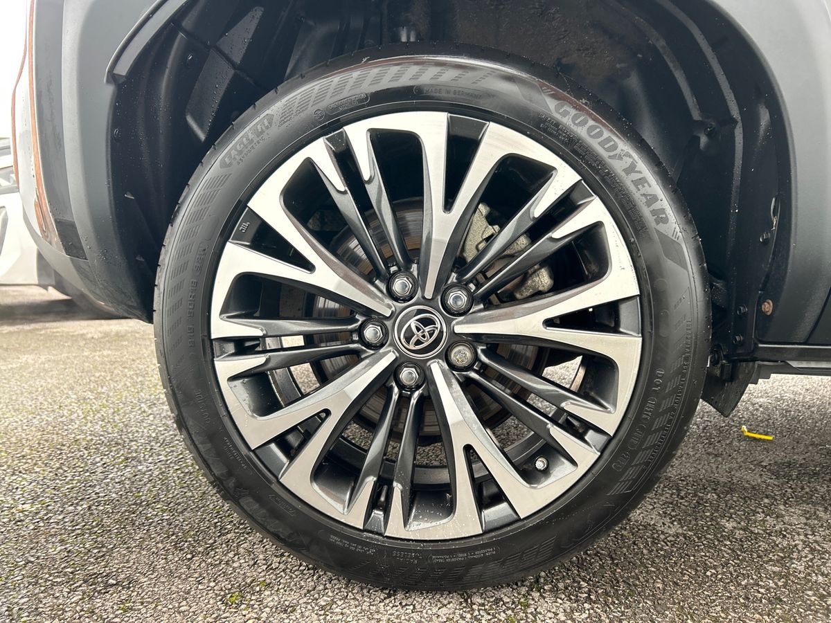 Used Toyota Yaris Cross 2023 for sale - 77541023: Photo 12