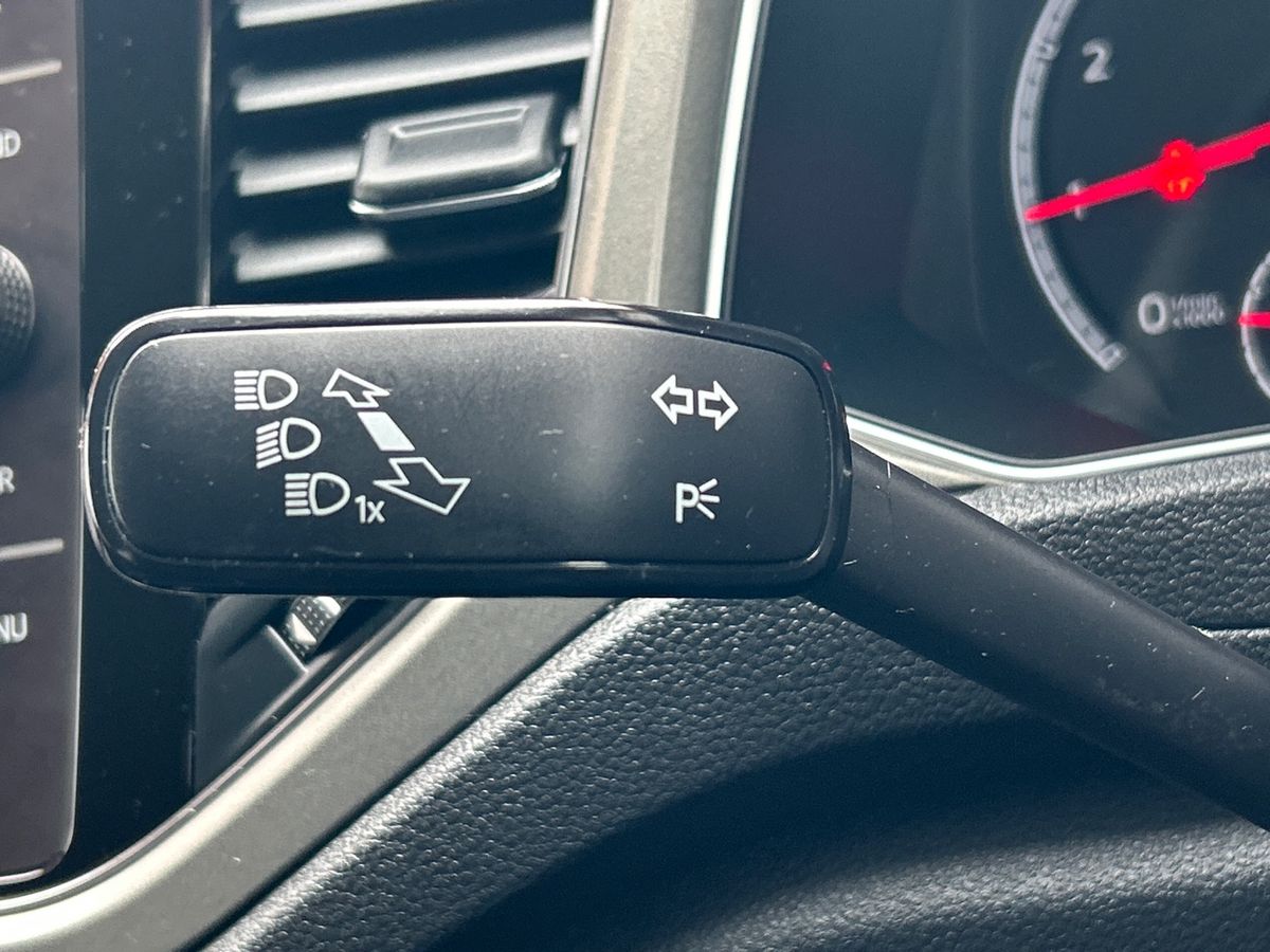 Used Volkswagen T-Roc 2020 for sale - 77604237: Photo 29