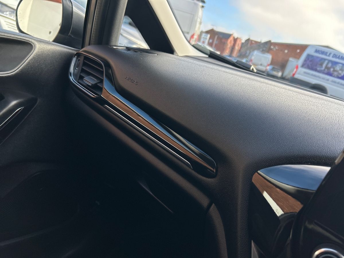 Used Ford Fiesta 2023 for sale - 77240039: Photo 35