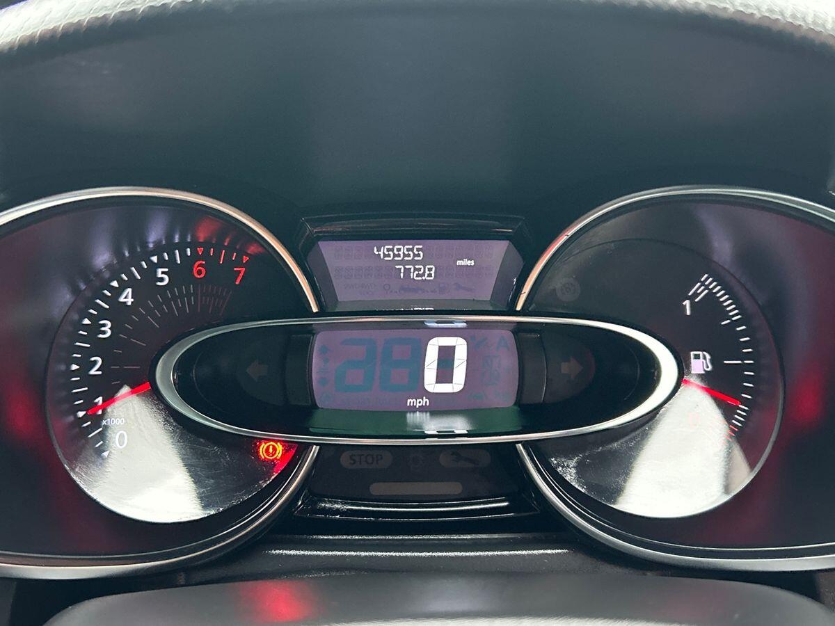 Used Renault Clio 2018 for sale - 76896191: Photo 12