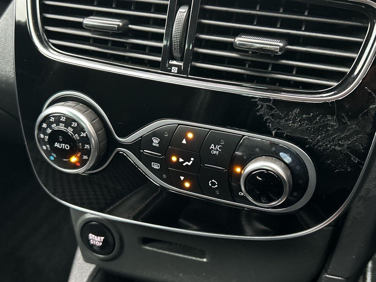 Used Renault Clio 2018 for sale - 76896191: Photo 24