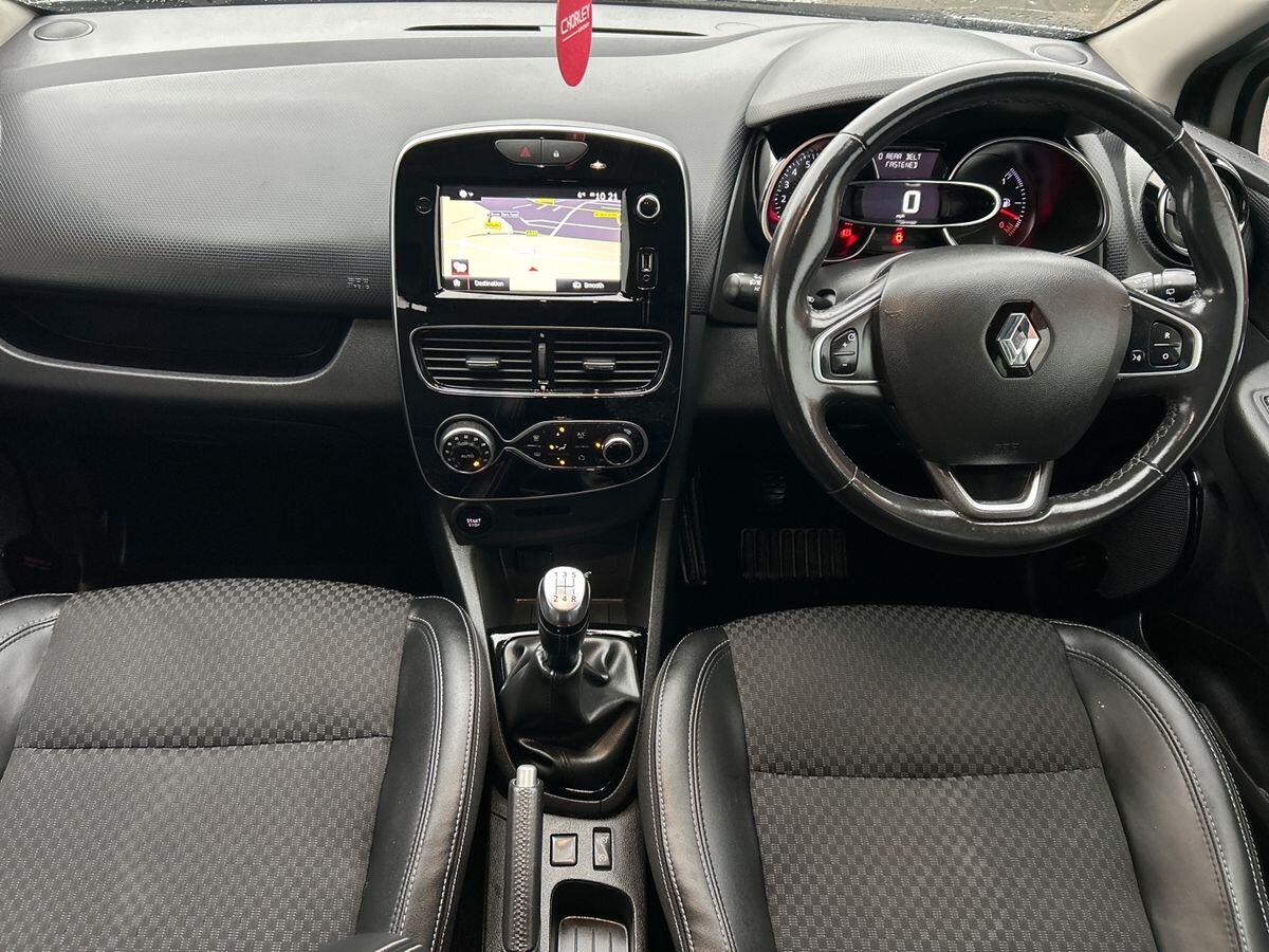 Used Renault Clio 2018 for sale - 76896191: Photo 6