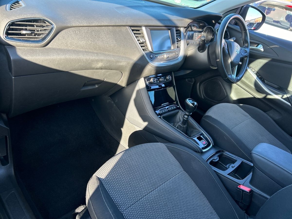 Used Vauxhall Grandland X 2019 for sale - 77361879: Photo 2