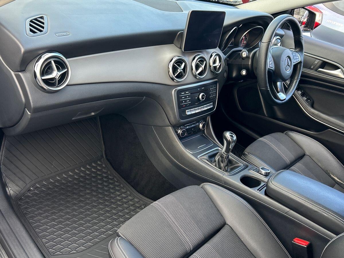 Used Mercedes-Benz GLA 2019 for sale - 77233262: Photo 2