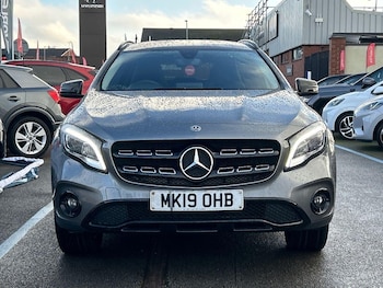 Used Mercedes-Benz GLA 2019 for sale - 77233262: Photo