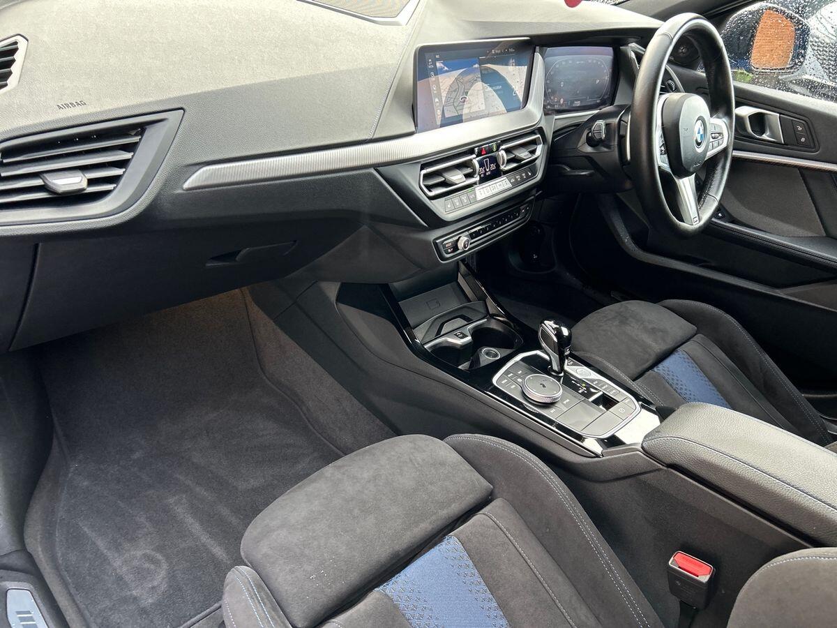 Used BMW 1 Series 2024 for sale - 76650545: Photo 2