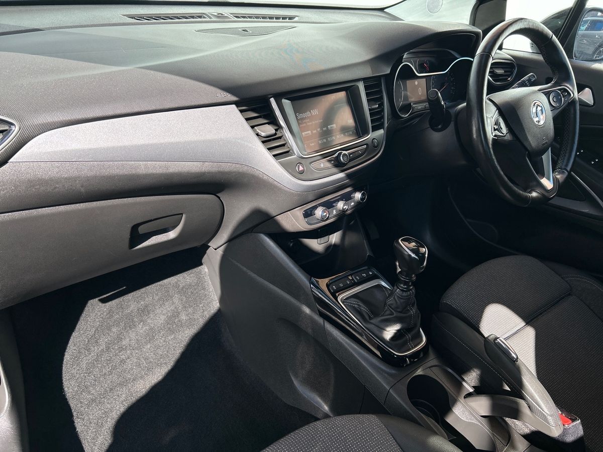 Used Vauxhall Crossland 2021 for sale - 77946456: Photo 2