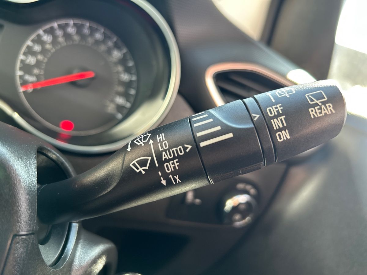 Used Vauxhall Crossland 2021 for sale - 77946456: Photo 32