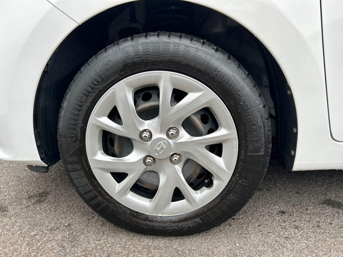 Used Hyundai i10 2019 for sale - 76488330: Photo 10