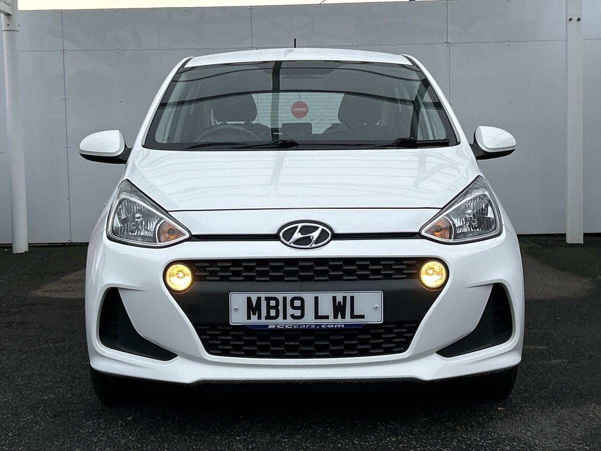Used Hyundai i10 2019 for sale - 76488330: Photo 4