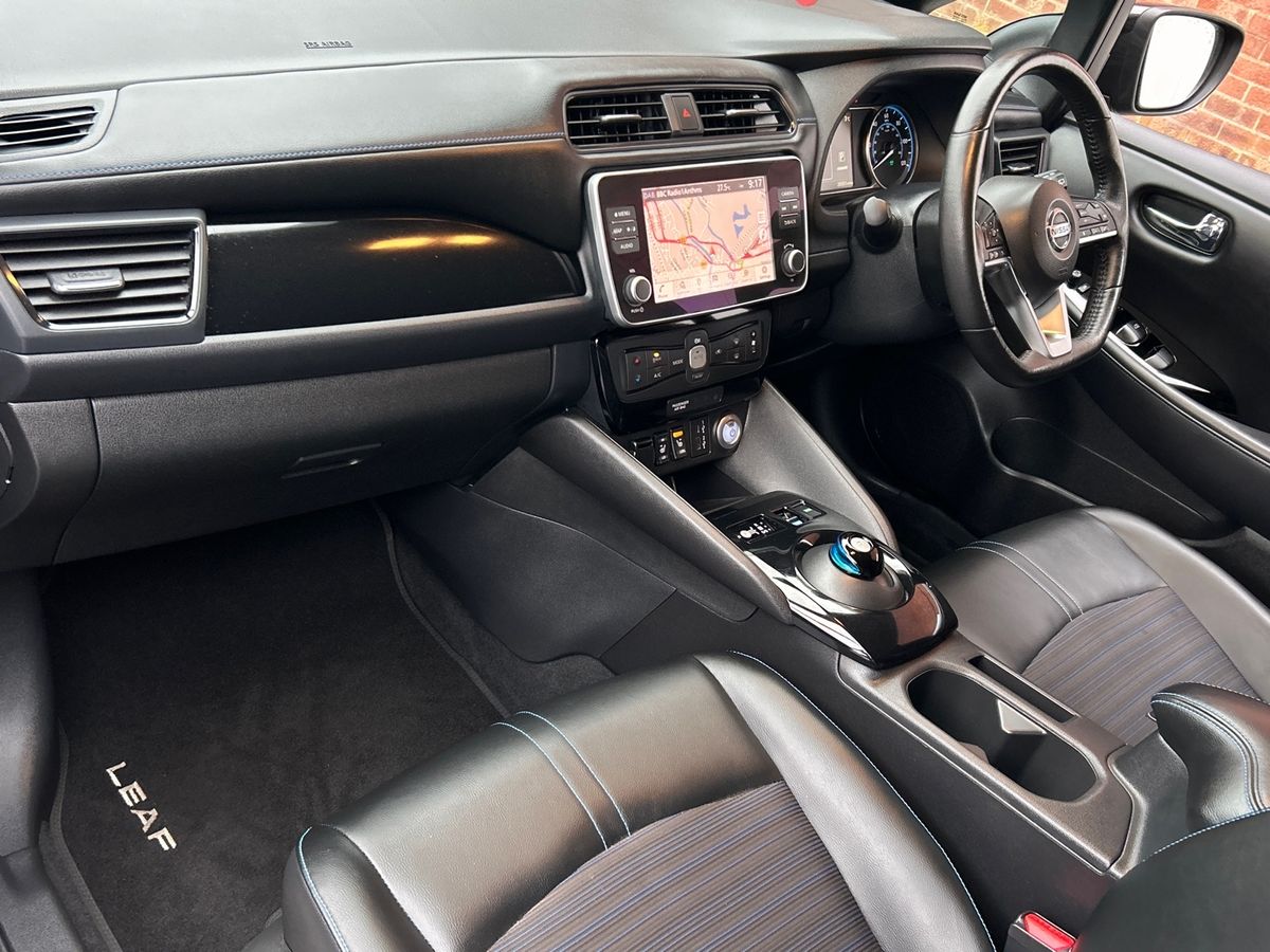 Used Nissan Leaf 2021 for sale - 77324059: Photo 2