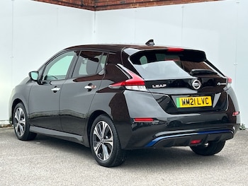 Used Nissan Leaf 2021 for sale - 77324059: Photo