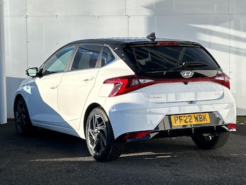 Used Hyundai i20 2022 for sale - 76692264: Photo