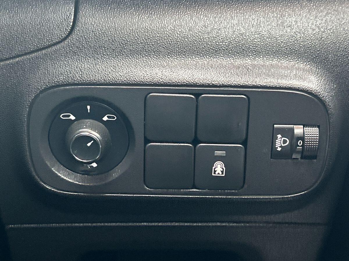 Used Citroen C3 2023 for sale - 77862887: Photo 41