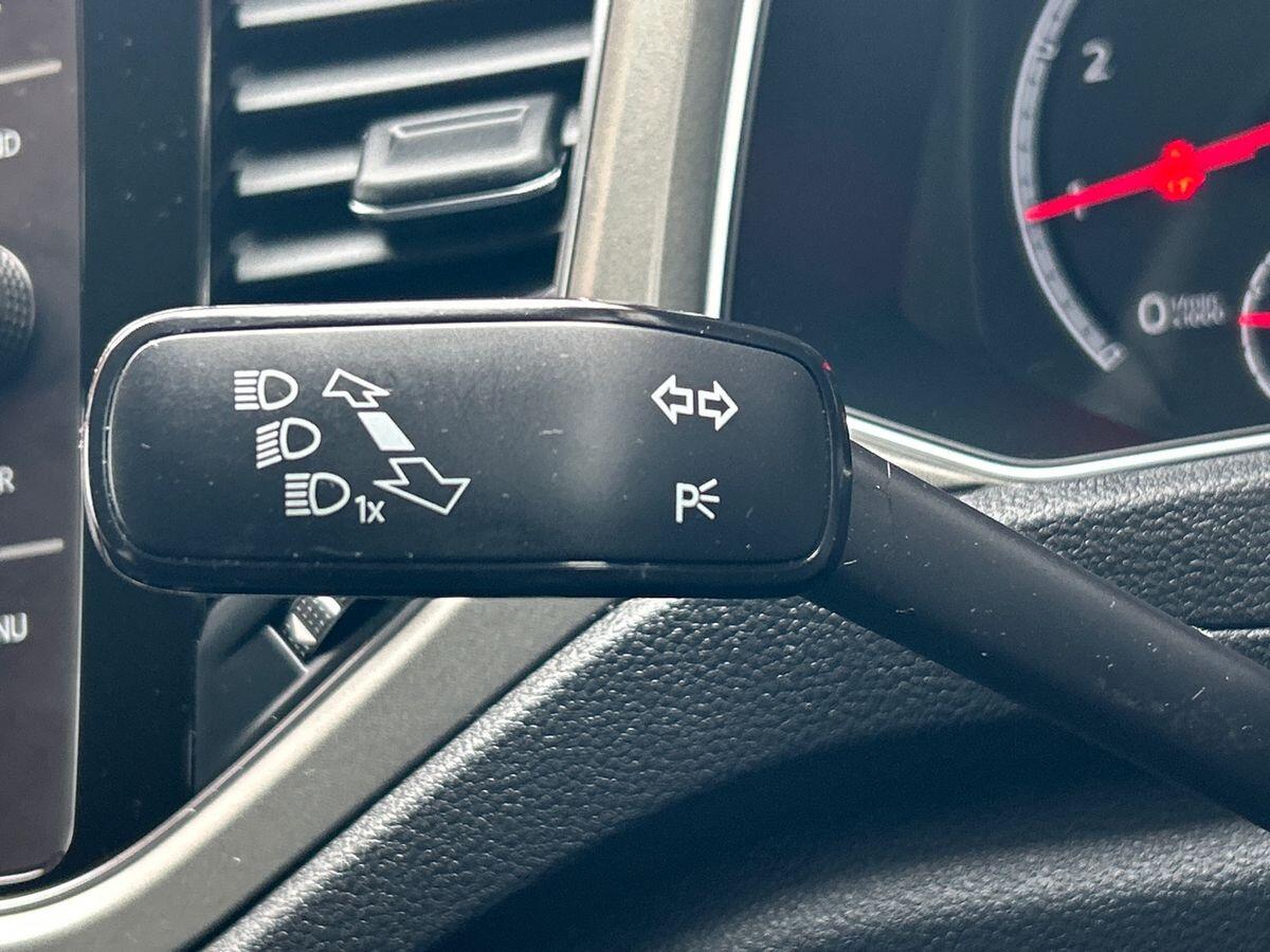 Used Volkswagen T-Roc 2020 for sale - 77707604: Photo 29