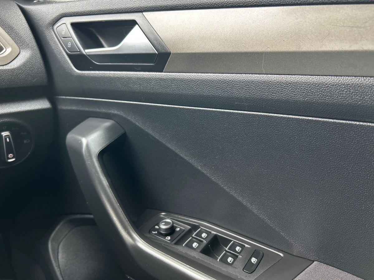 Used Volkswagen T-Roc 2020 for sale - 77707604: Photo 43