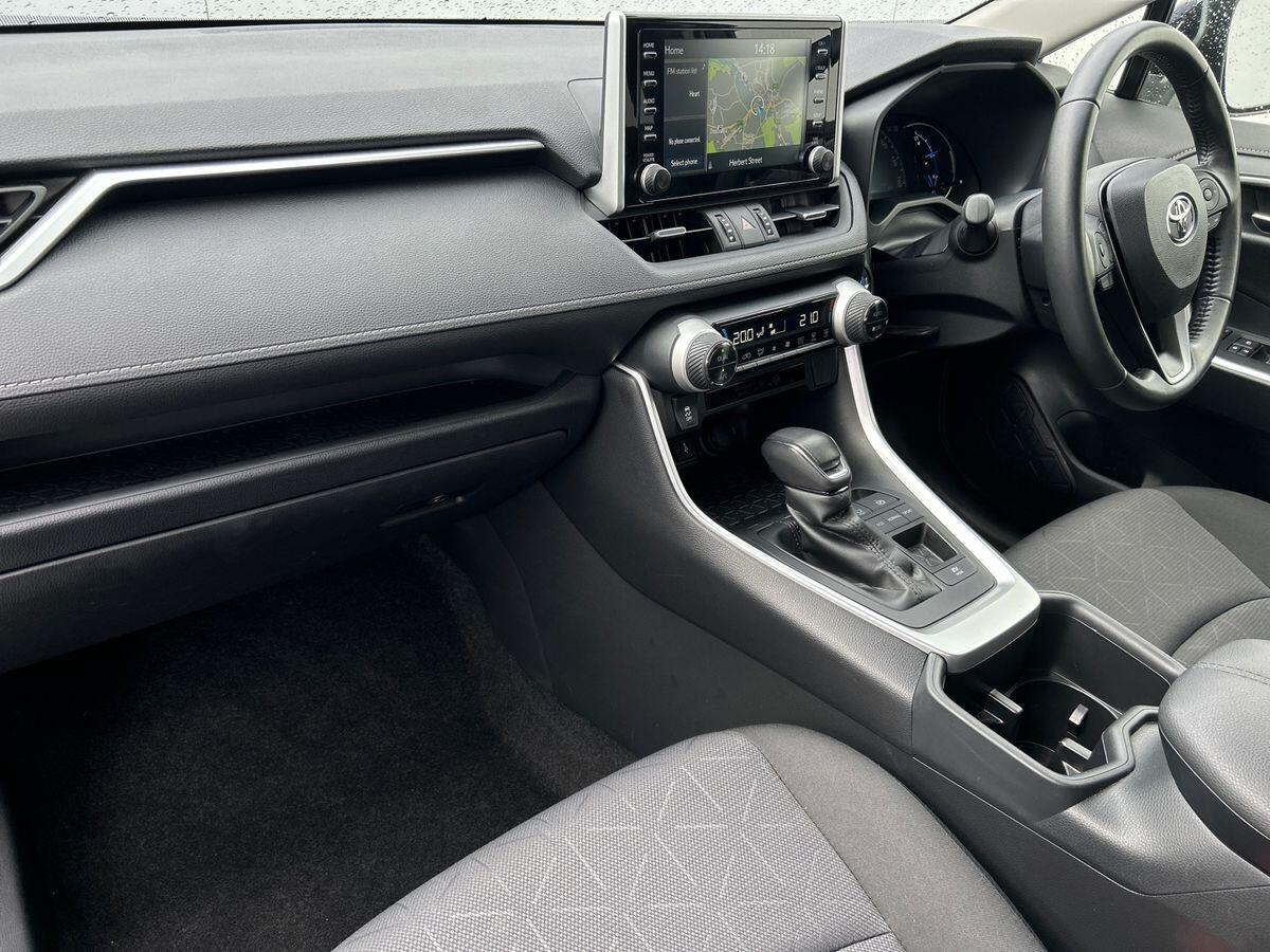 Used Toyota RAV4 2022 for sale - 78189973: Photo 2