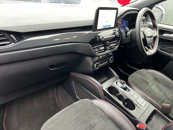 Used Ford Kuga 2023 for sale - 75969566: Photo