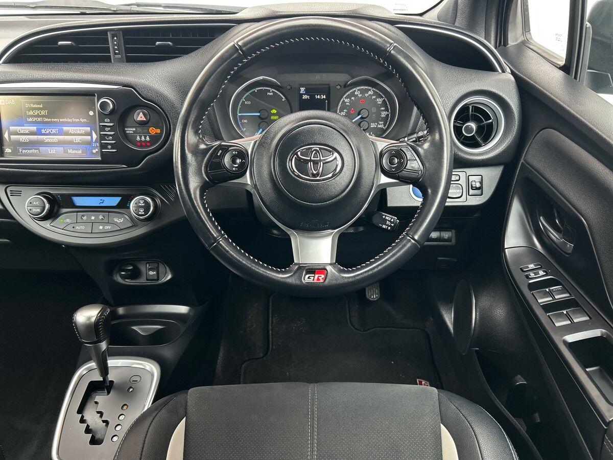 Used Toyota Yaris 2019 for sale - 76460968: Photo 20