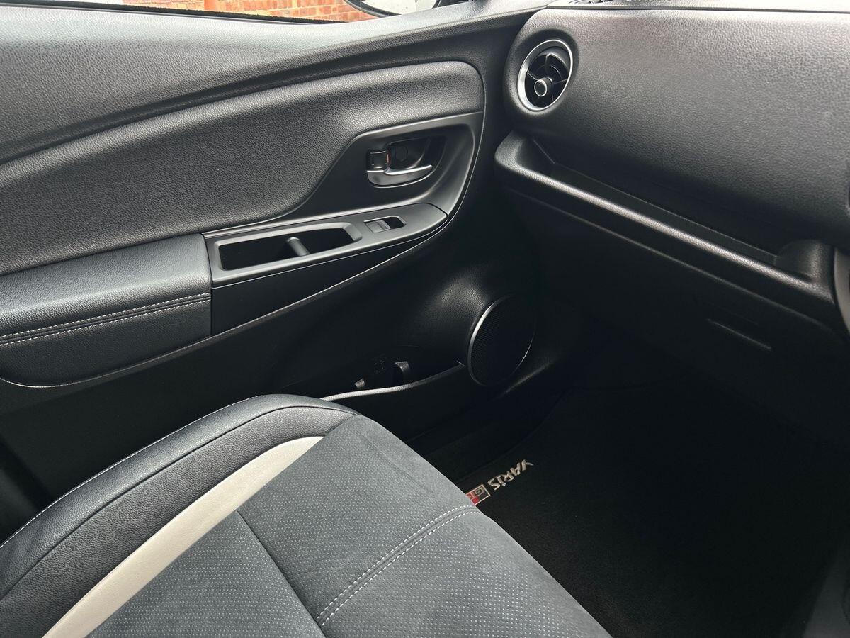 Used Toyota Yaris 2019 for sale - 76460968: Photo 41