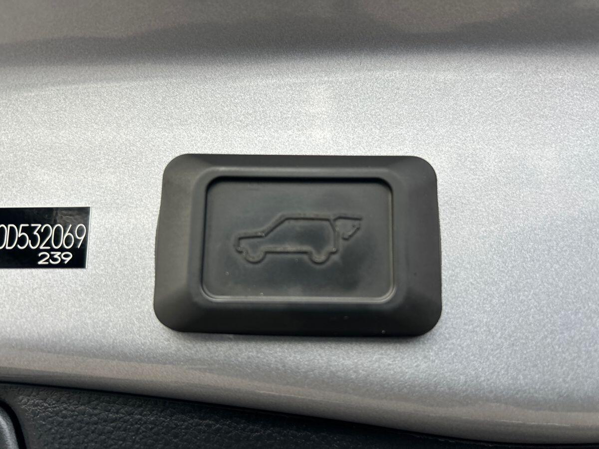 Used Toyota RAV4 2022 for sale - 77083173: Photo 48