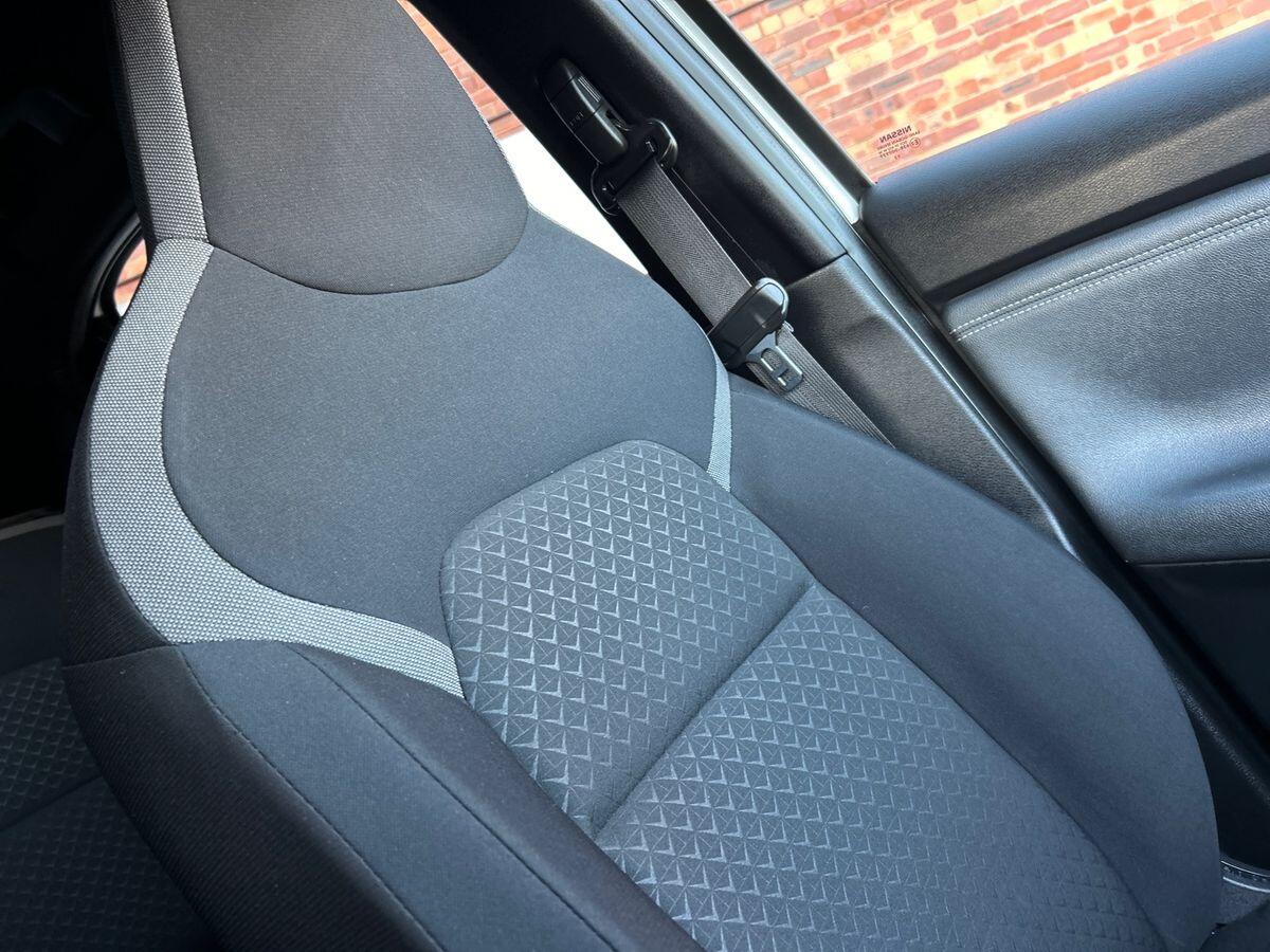 Used Nissan Juke 2022 for sale - 76610837: Photo 34