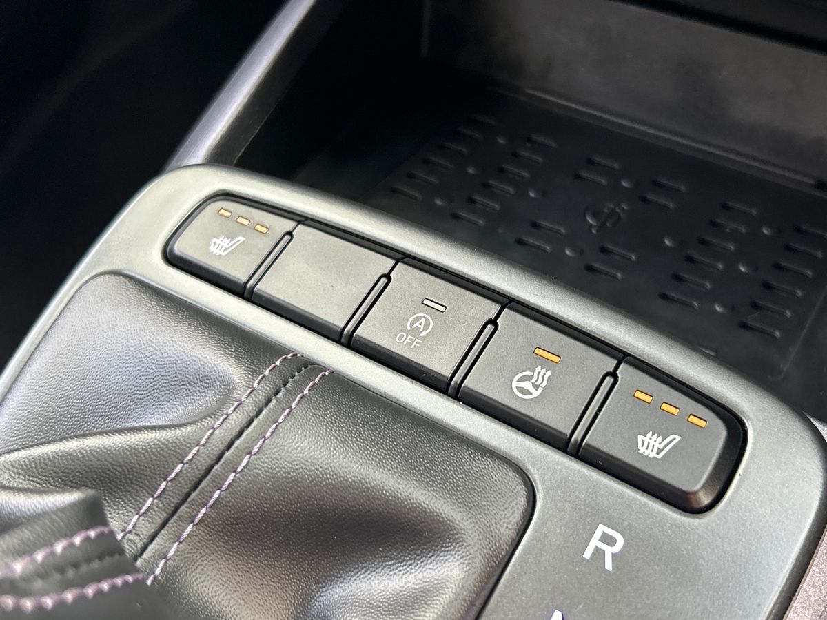 Used Hyundai i10 2024 for sale - 76412723: Photo 51