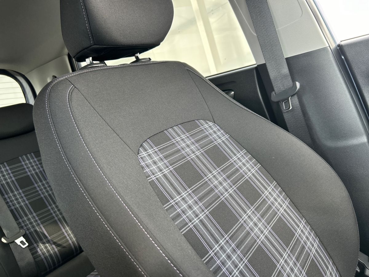 Used Hyundai i10 2024 for sale - 76412723: Photo 70