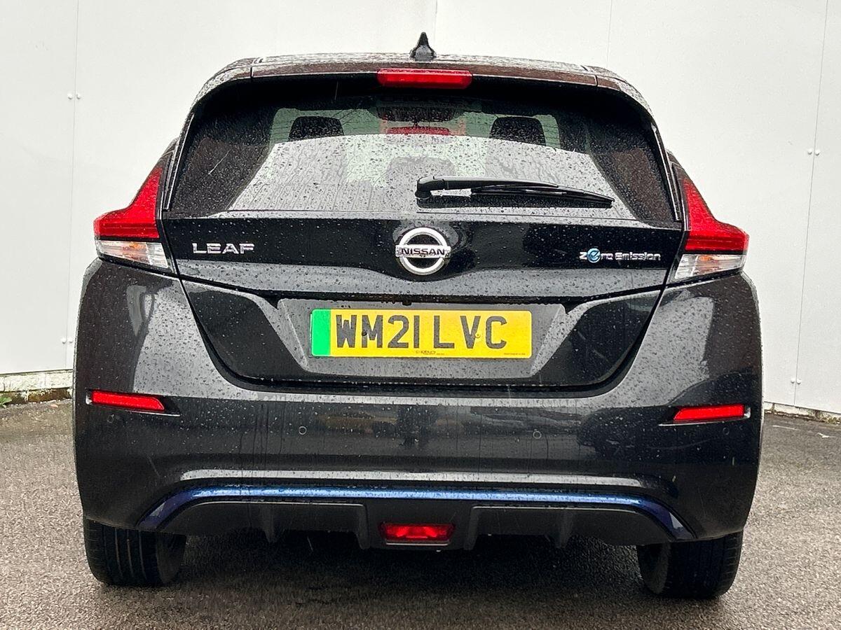 Used Nissan Leaf 2021 for sale - 77886404: Photo 5