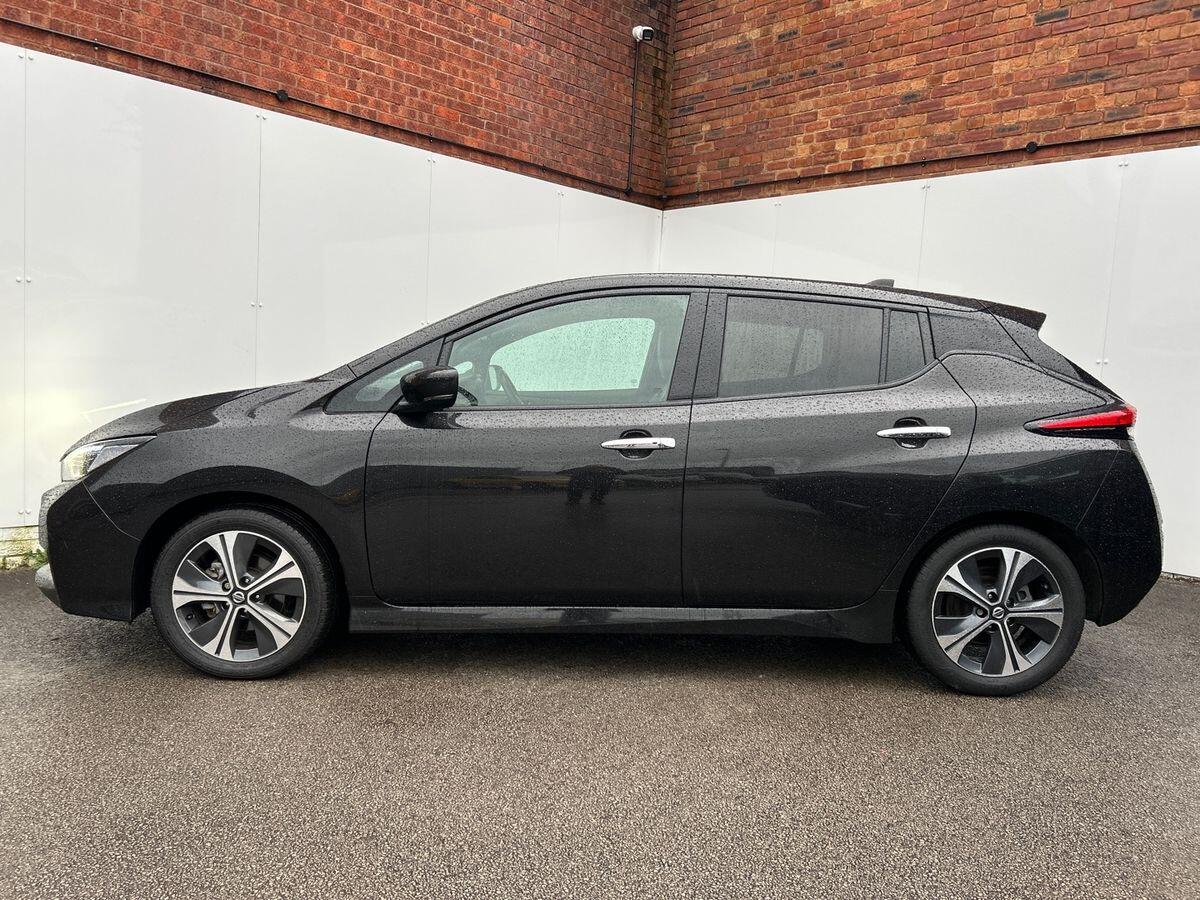 Used Nissan Leaf 2021 for sale - 77886404: Photo 6