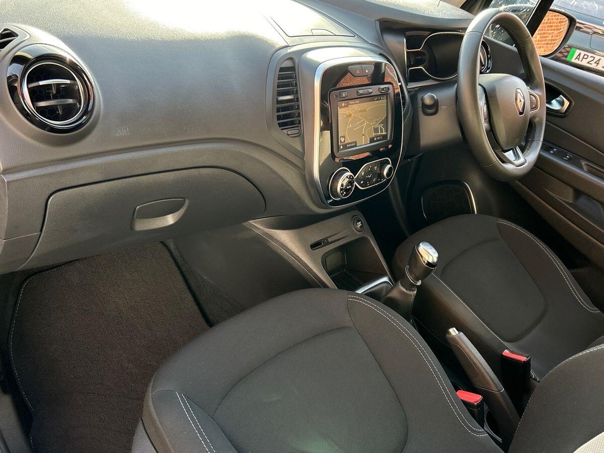 Used Renault Captur 2019 for sale - 76405886: Photo 2