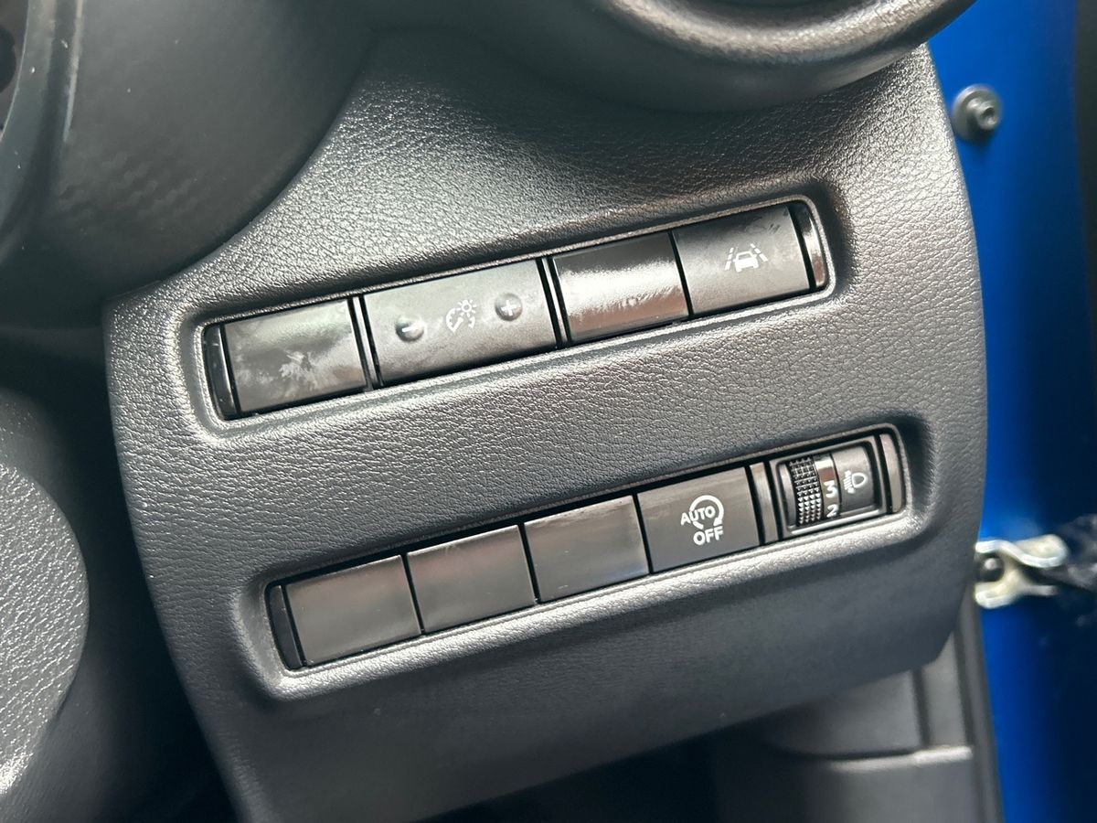 Used Nissan Juke 2023 for sale - 76476079: Photo 24