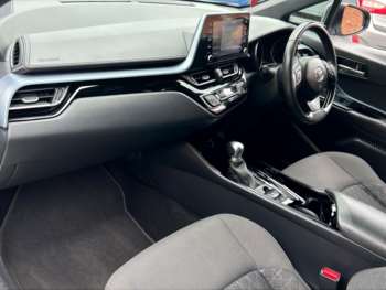 Used Toyota C-HR 2021 for sale - 74955459: Photo