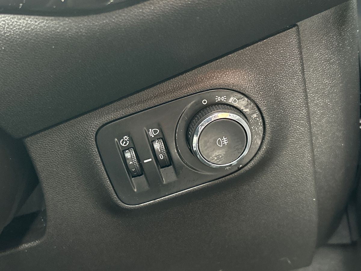 Used Vauxhall Corsa 2018 for sale - 77432071: Photo 23