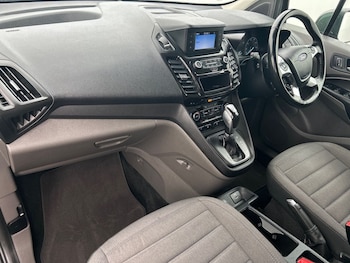 Used Ford Grand Tourneo Connect 2019 for sale - 75556882: Photo
