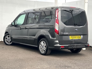 Used Ford Grand Tourneo Connect 2019 for sale - 75556882: Photo