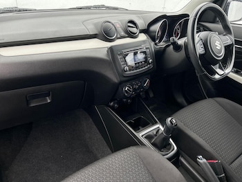 Used Suzuki Swift 2019 for sale - 78641571: Photo