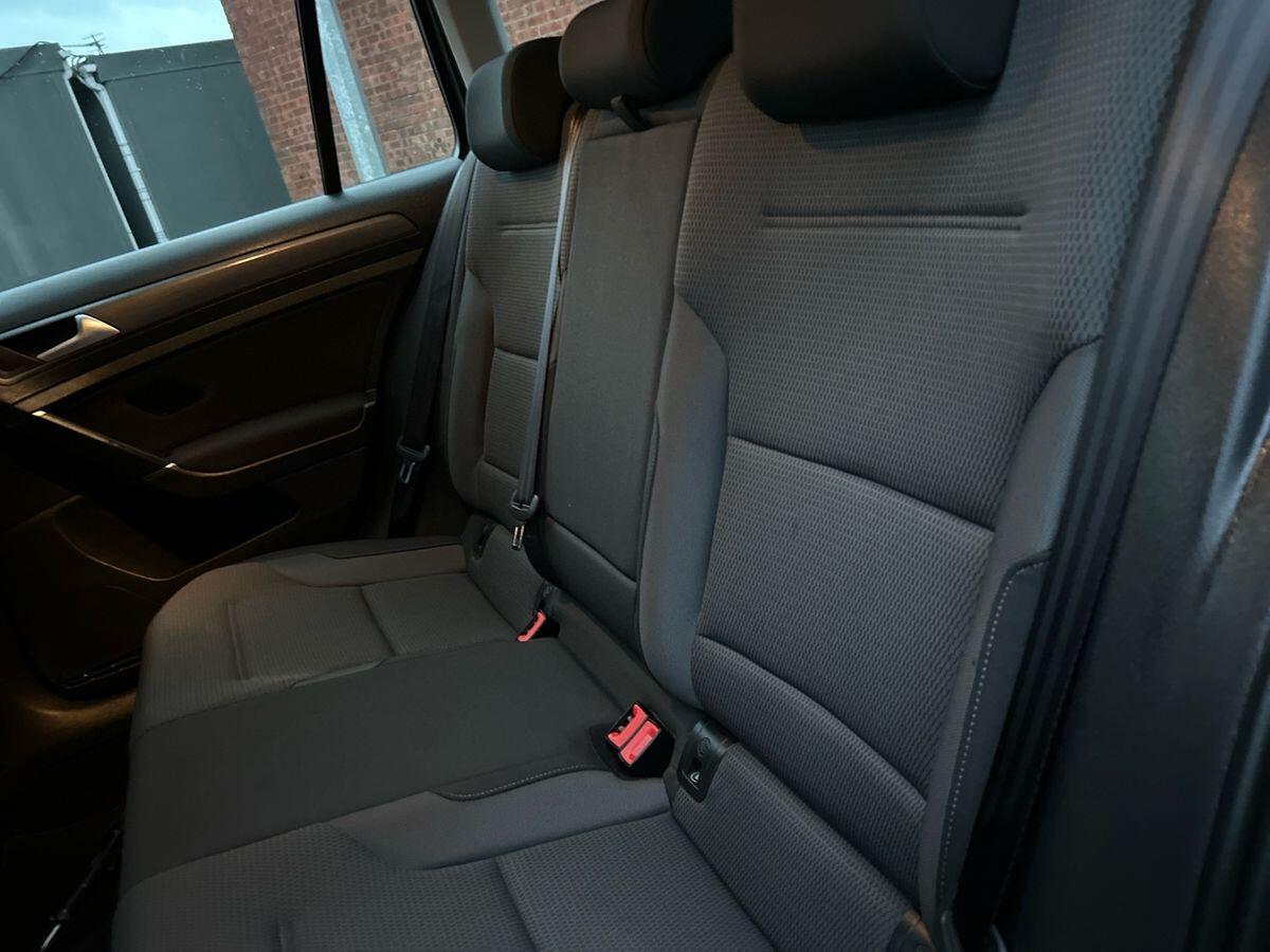 Used Volkswagen Golf 2018 for sale - 76774499: Photo 19