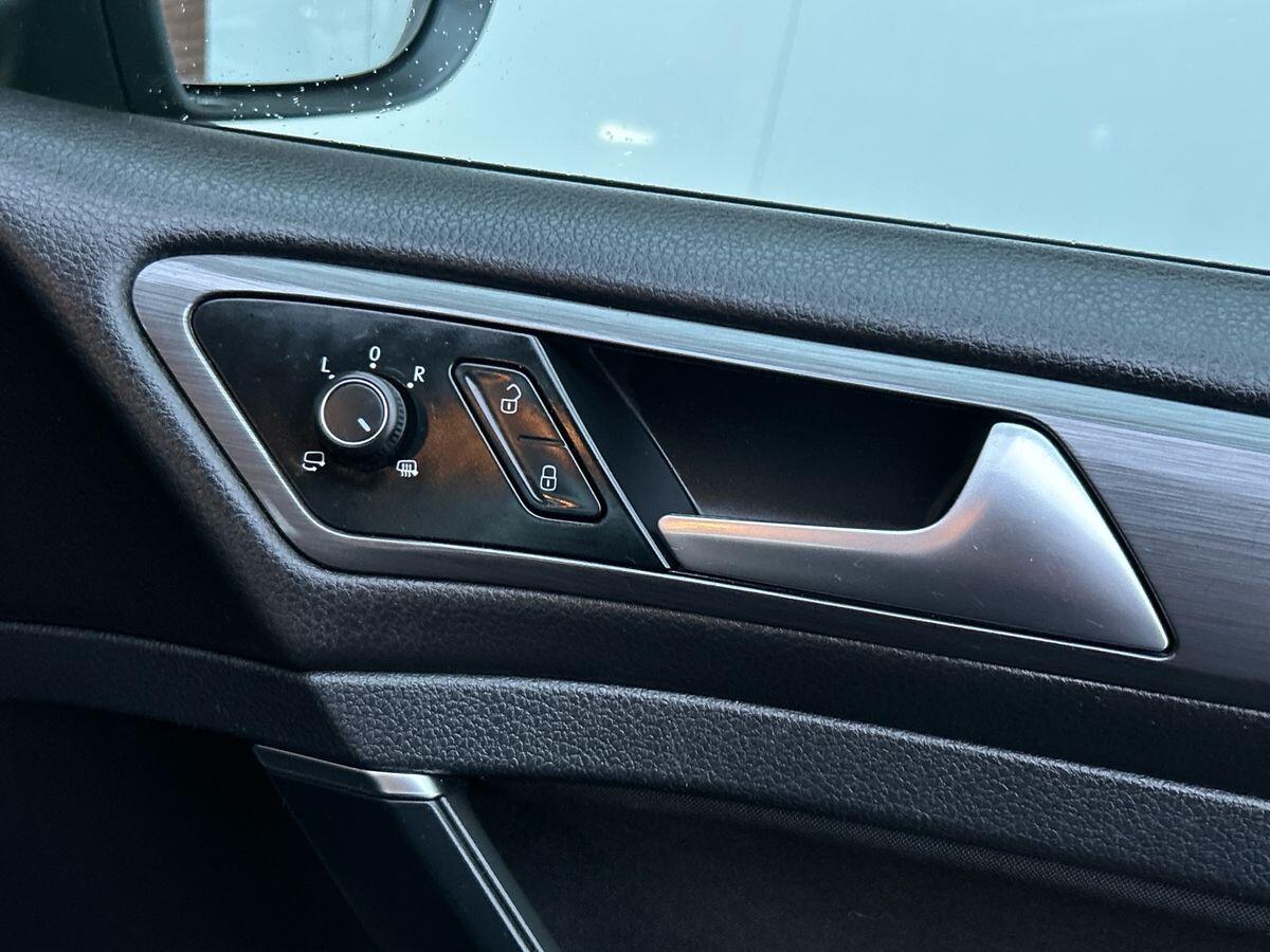 Used Volkswagen Golf 2018 for sale - 76774499: Photo 23