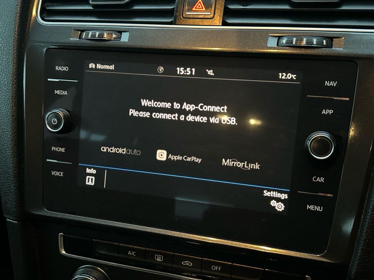 Used Volkswagen Golf 2018 for sale - 76774499: Photo 29