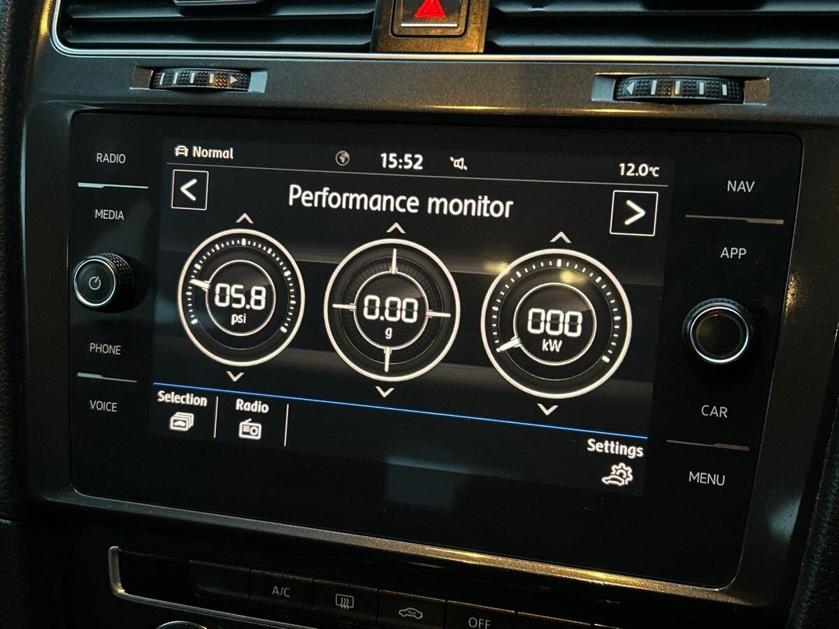 Used Volkswagen Golf 2018 for sale - 76774499: Photo 32