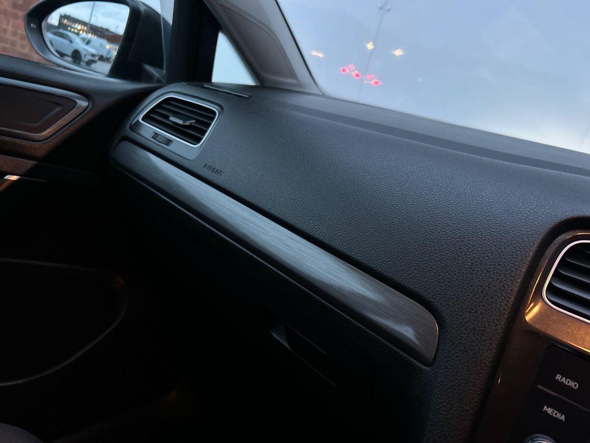 Used Volkswagen Golf 2018 for sale - 76774499: Photo 36