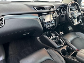 Used Nissan Qashqai 2018 for sale - 78052782: Photo