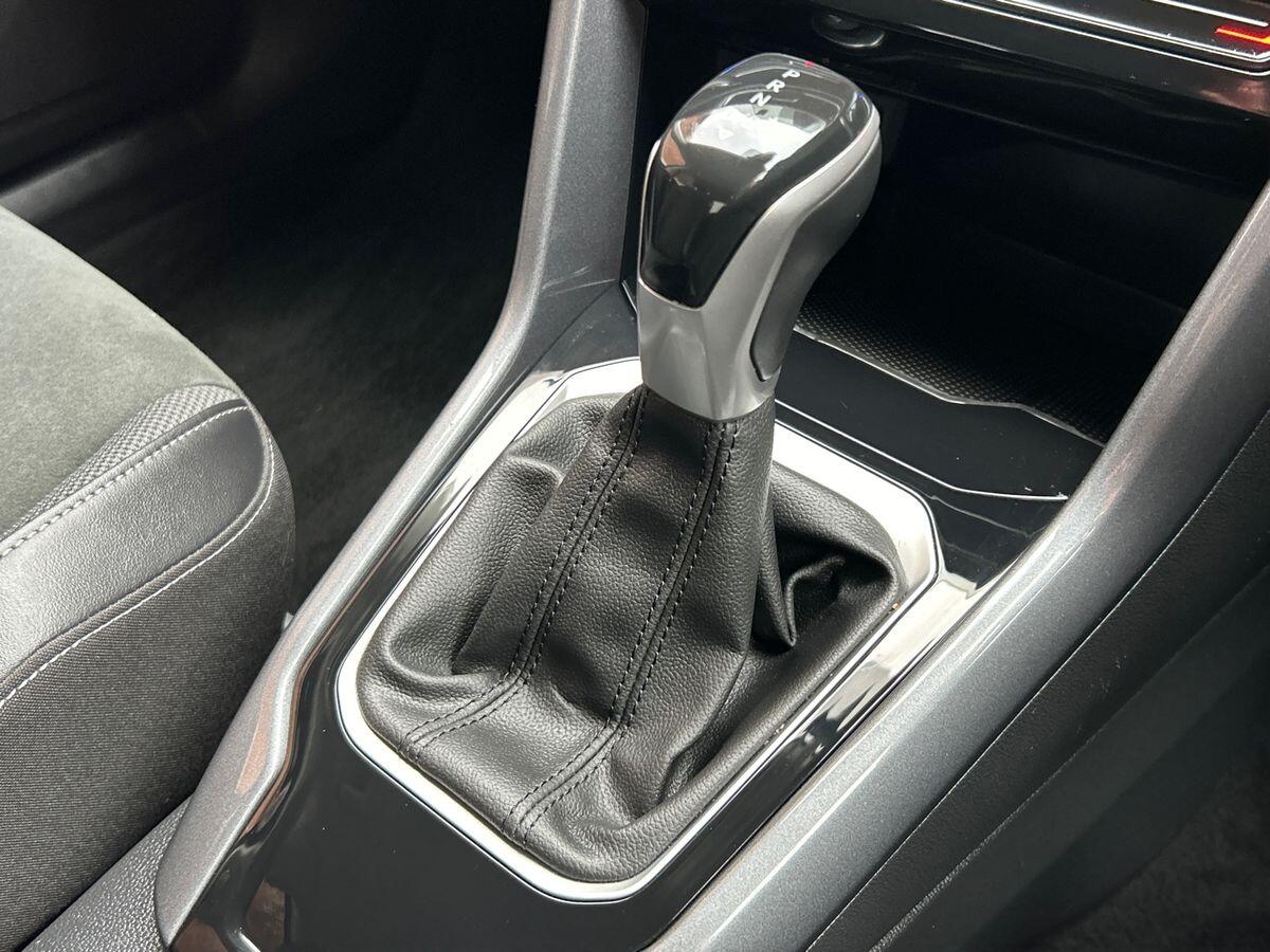 Used Volkswagen T-Roc 2024 for sale - 75969824: Photo 25