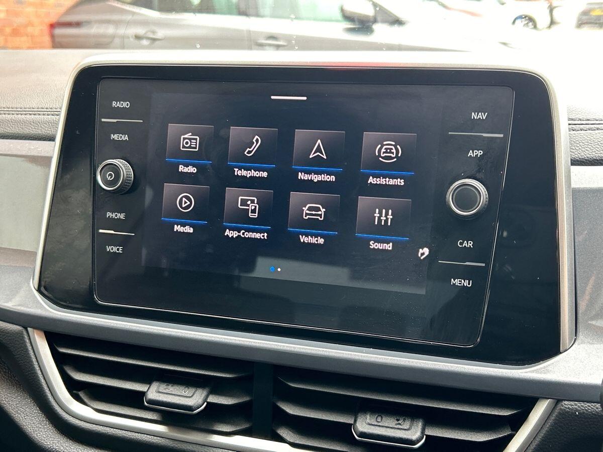 Used Volkswagen T-Roc 2024 for sale - 75969824: Photo 27