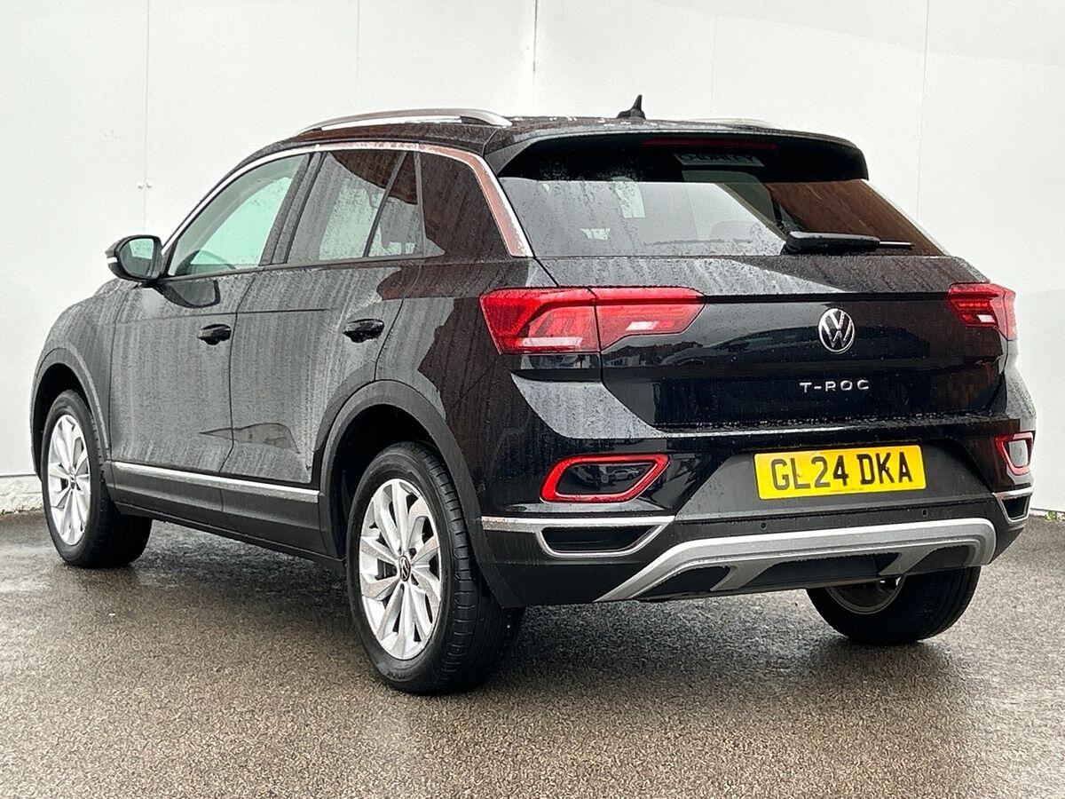 Used Volkswagen T-Roc 2024 for sale - 75969824: Photo 3