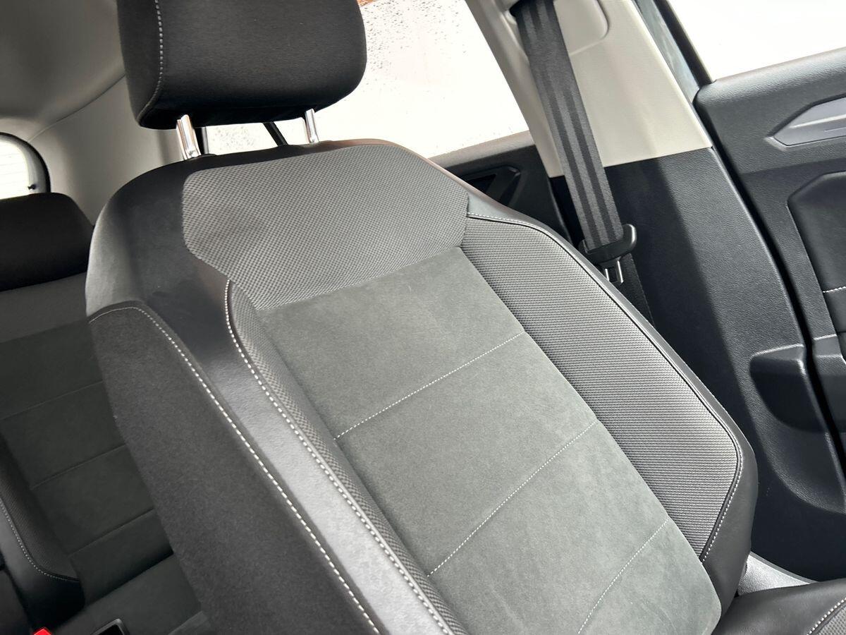 Used Volkswagen T-Roc 2024 for sale - 75969824: Photo 33